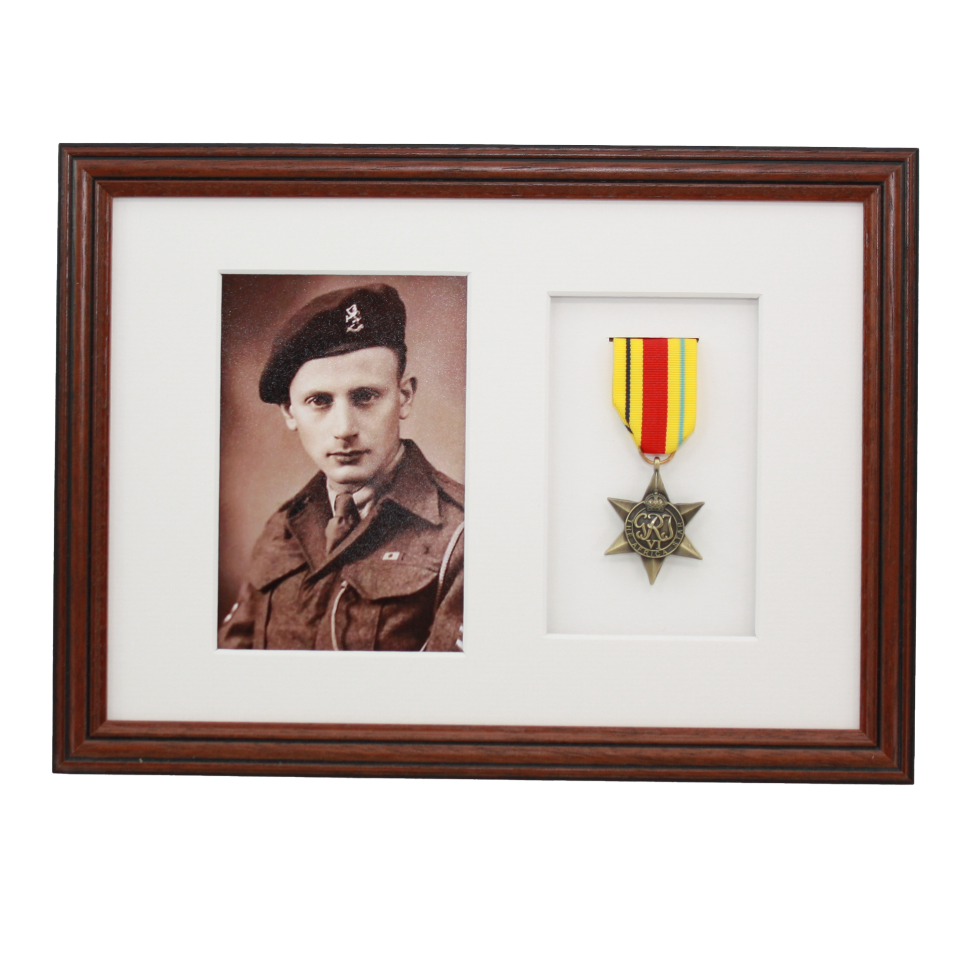 Military Medal display Frame for One Medal and a 6x4" Photograph. Traditional Range. - PhotoFramesandMore - Wooden Picture Frames