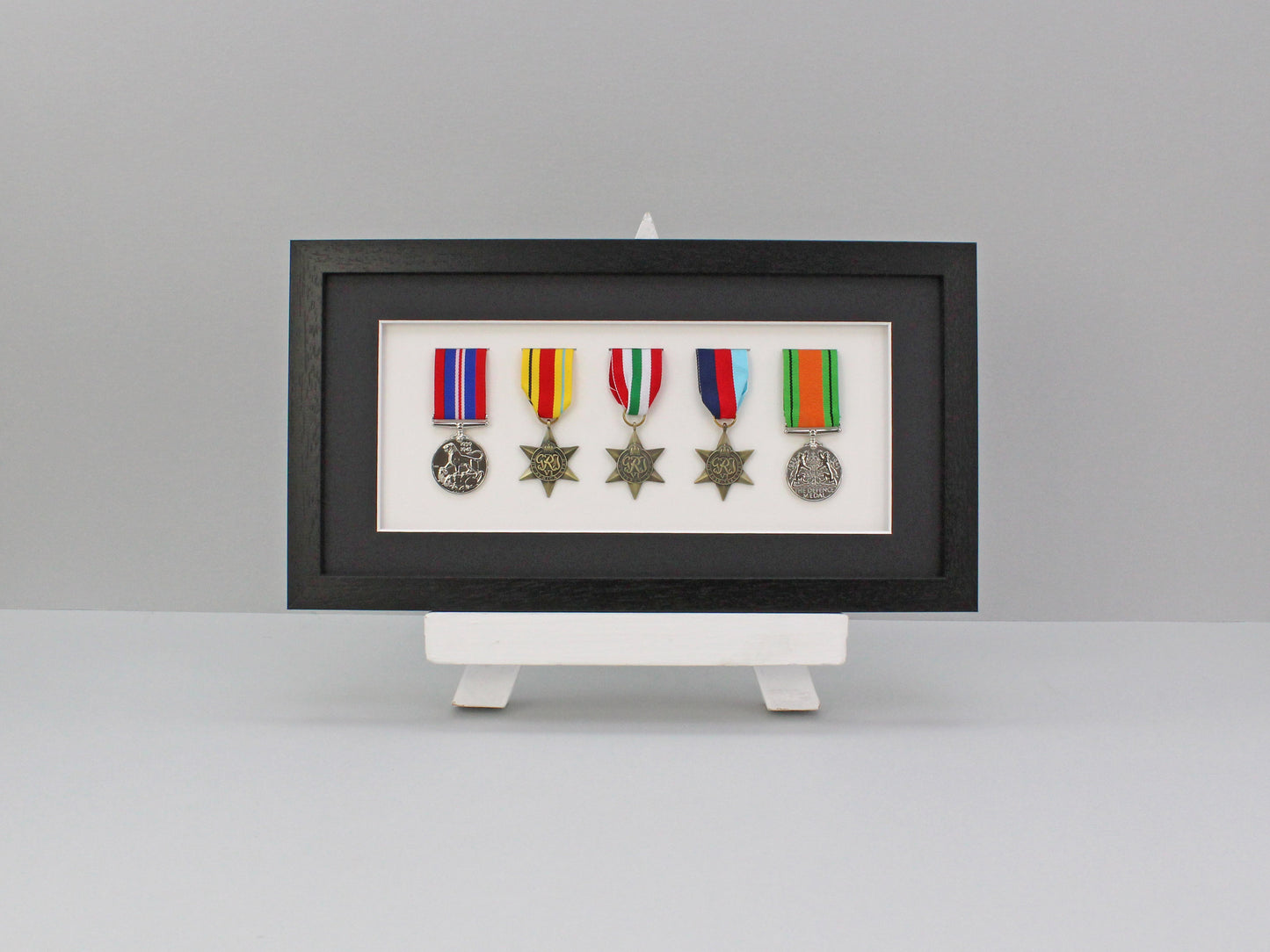 Military and Service Medal display Frame for Five Medals. 20x40cm | Service Medal | War Medal | WW1 | WW2 | Commemorative | D-Day - PhotoFramesandMore - Wooden Picture Frames